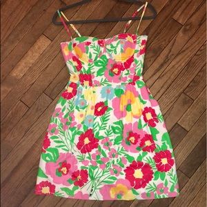 Lilly Pulitzer Dress cute print!